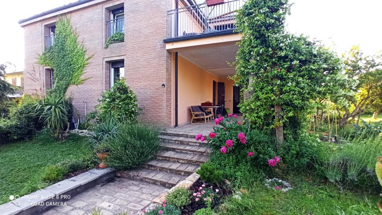 הוילה Felino Casa Vincenzo 130 Mq Con Portico Ed Ingresso Esclusivo Dal Giardino מראה חיצוני תמונה