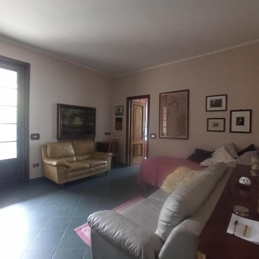 הוילה Felino Casa Vincenzo 130 Mq Con Portico Ed Ingresso Esclusivo Dal Giardino מראה חיצוני תמונה
