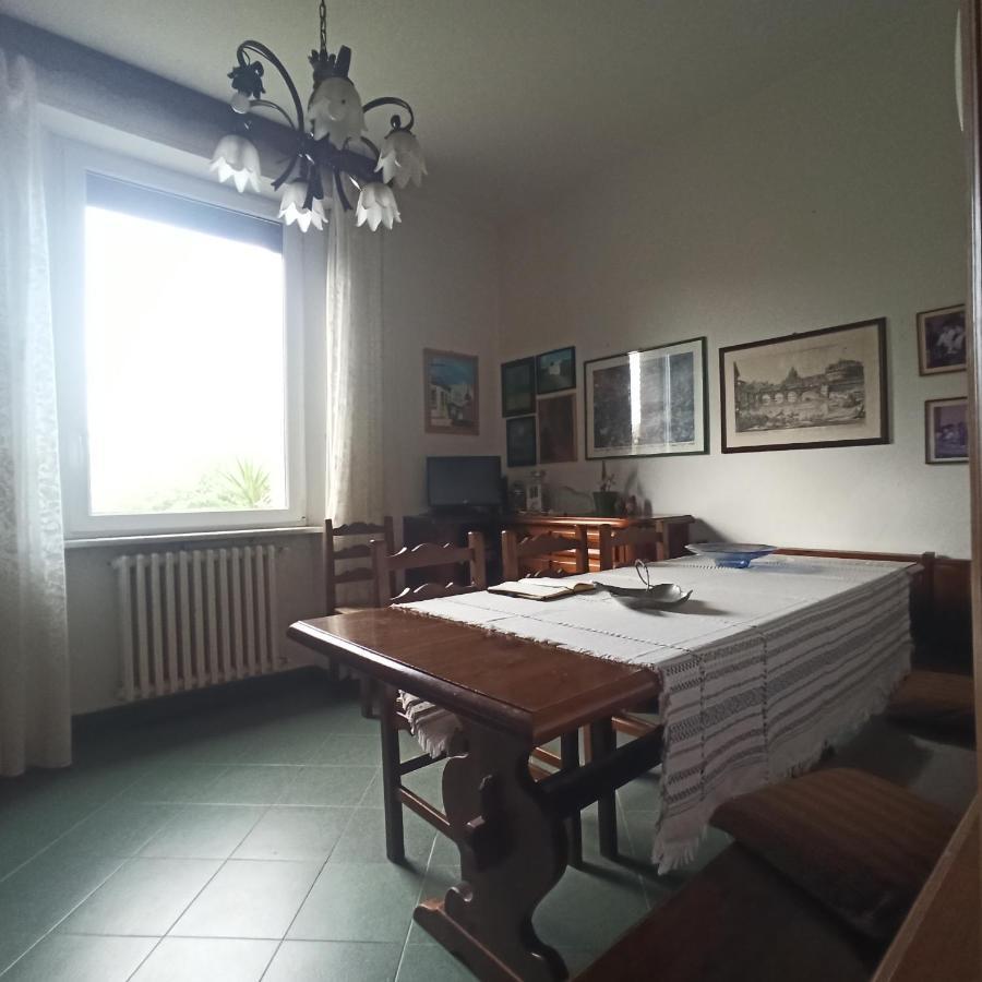 הוילה Felino Casa Vincenzo 130 Mq Con Portico Ed Ingresso Esclusivo Dal Giardino מראה חיצוני תמונה