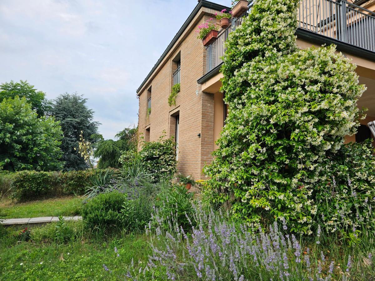 הוילה Felino Casa Vincenzo 130 Mq Con Portico Ed Ingresso Esclusivo Dal Giardino מראה חיצוני תמונה