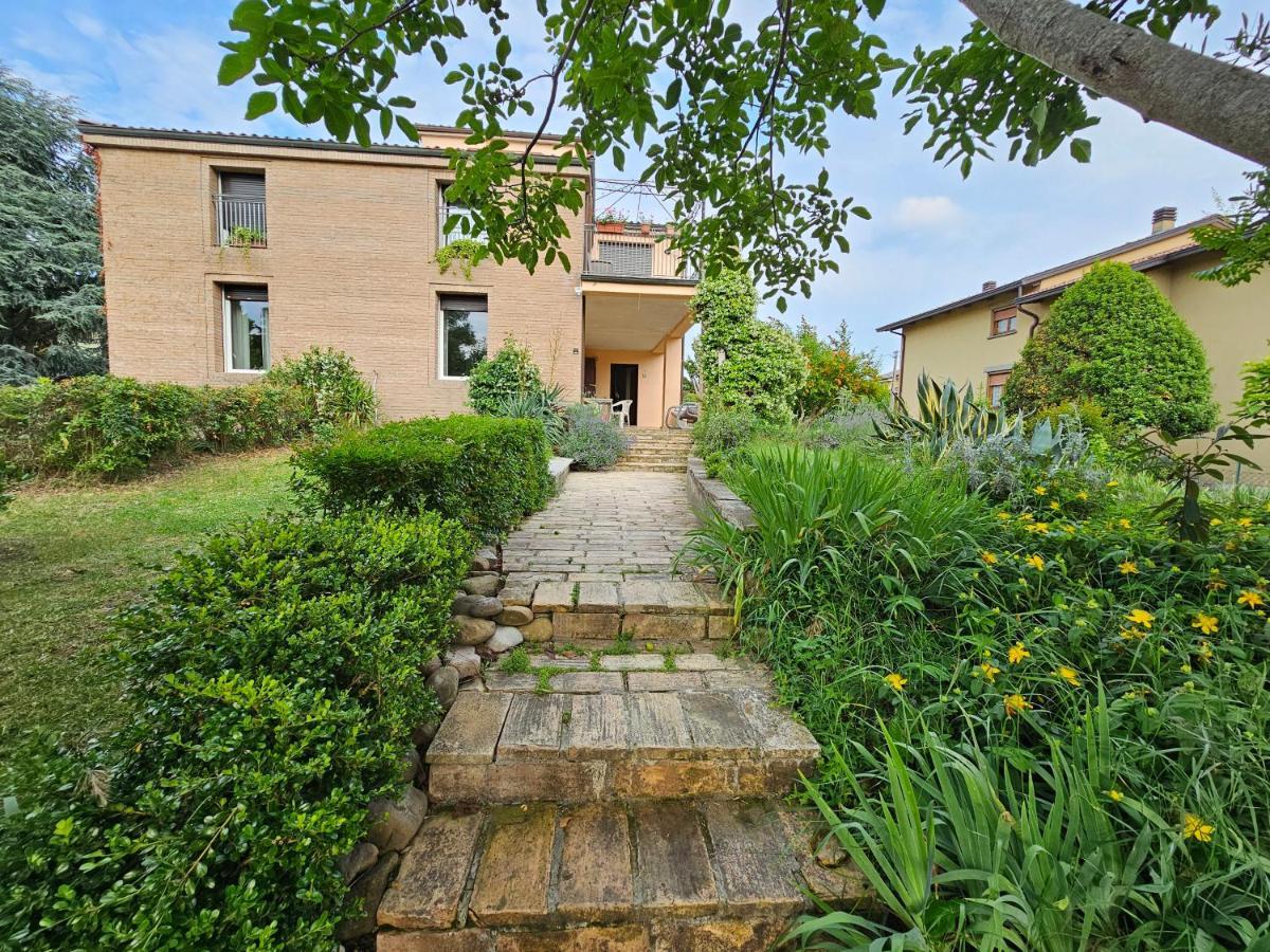 הוילה Felino Casa Vincenzo 130 Mq Con Portico Ed Ingresso Esclusivo Dal Giardino מראה חיצוני תמונה